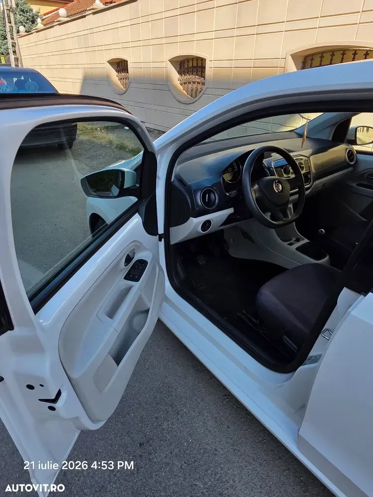 Volkswagen up! — imagine 6