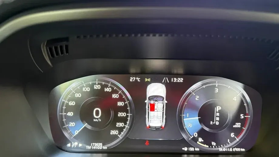 Volvo XC 60 II — imagine 7