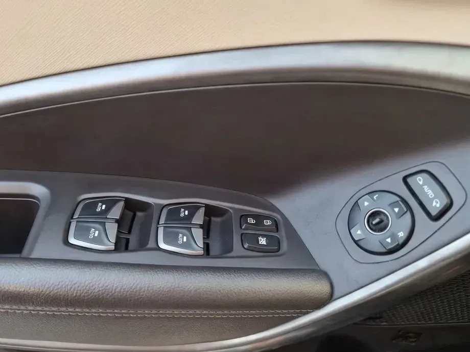 Hyundai Santa Fe — imagine 5