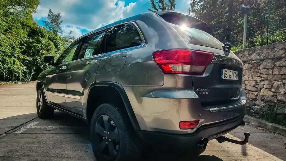 Jeep Grand Cherokee 3.0 TD AT Laredo — imagine 7