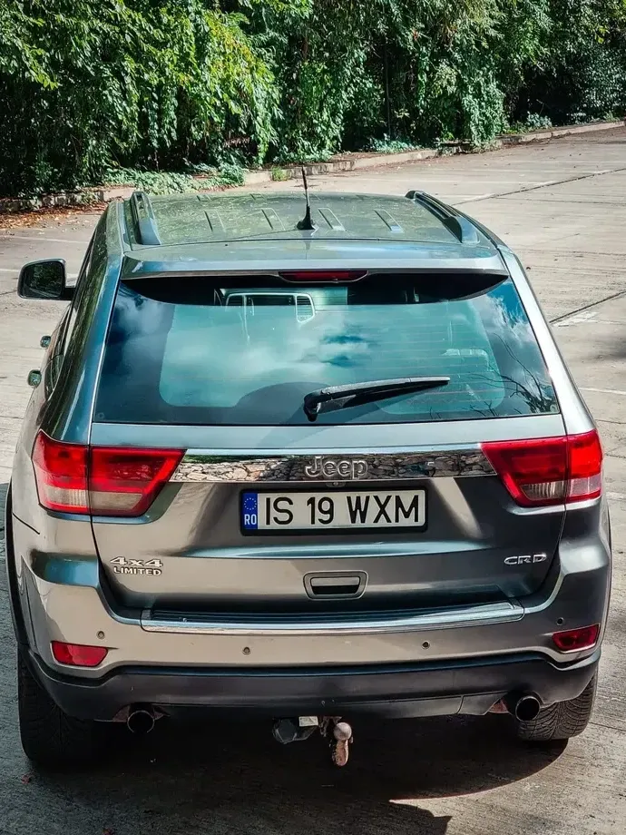 Jeep Grand Cherokee 3.0 TD AT Laredo — imagine 4