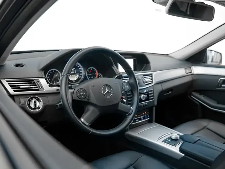 Mercedes-Benz E W212