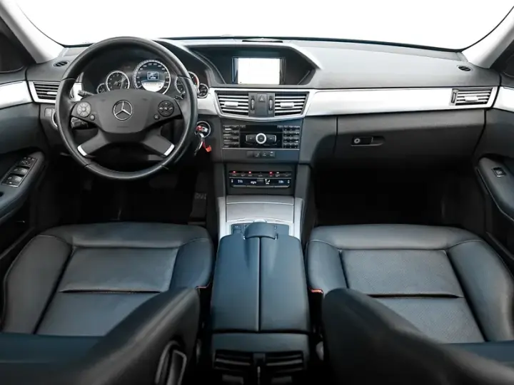 Mercedes-Benz E W212