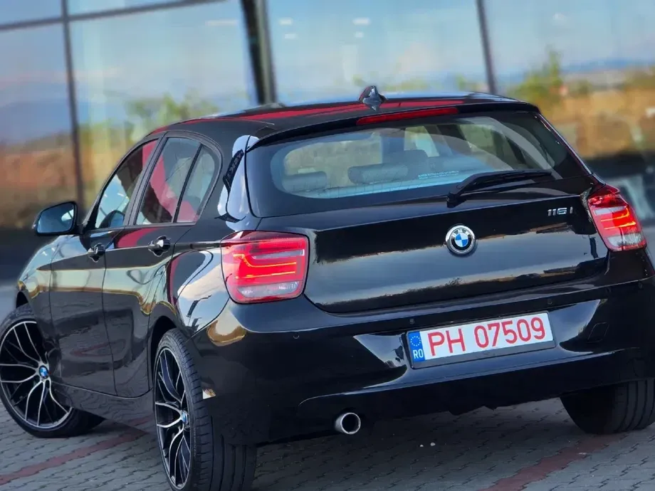 BMW Seria 1 F20/F21 116i Sport Line — imagine 3