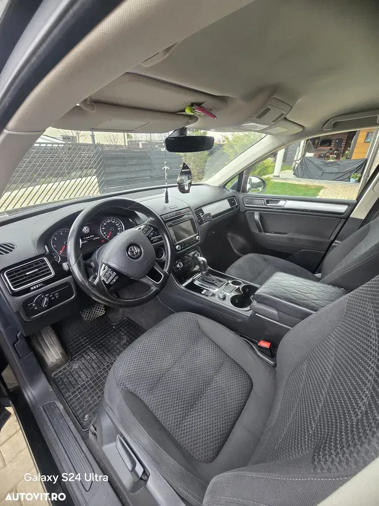 Volkswagen Touareg — imagine 6