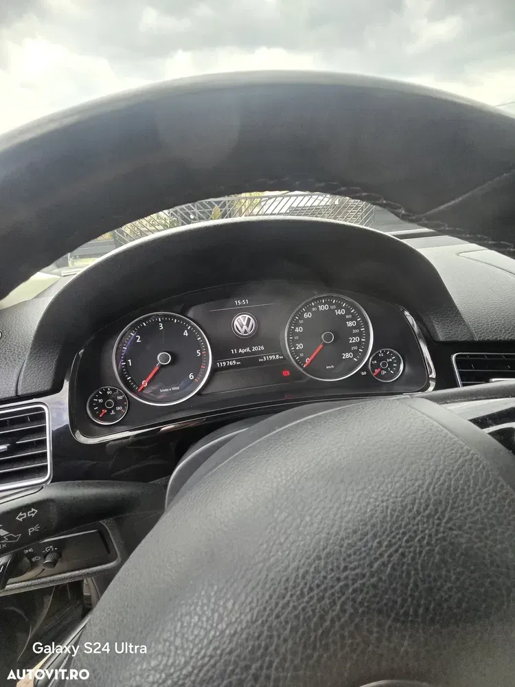 Volkswagen Touareg — imagine 4