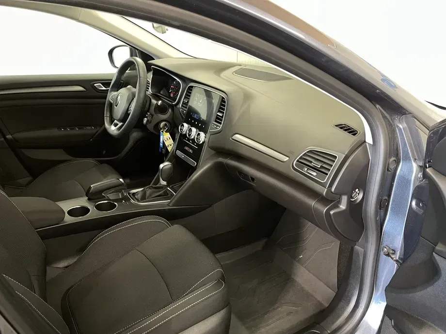 Renault Mégane IV TCe 140 EDC GPF Zen — imagine 9