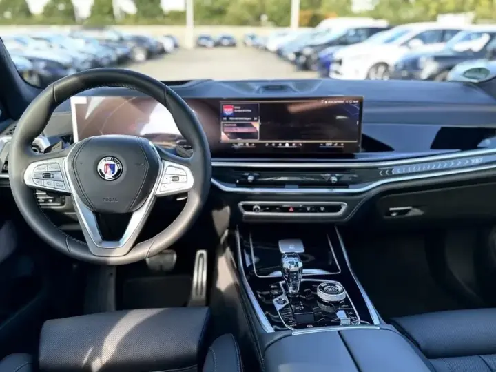 BMW ALPINA XB7