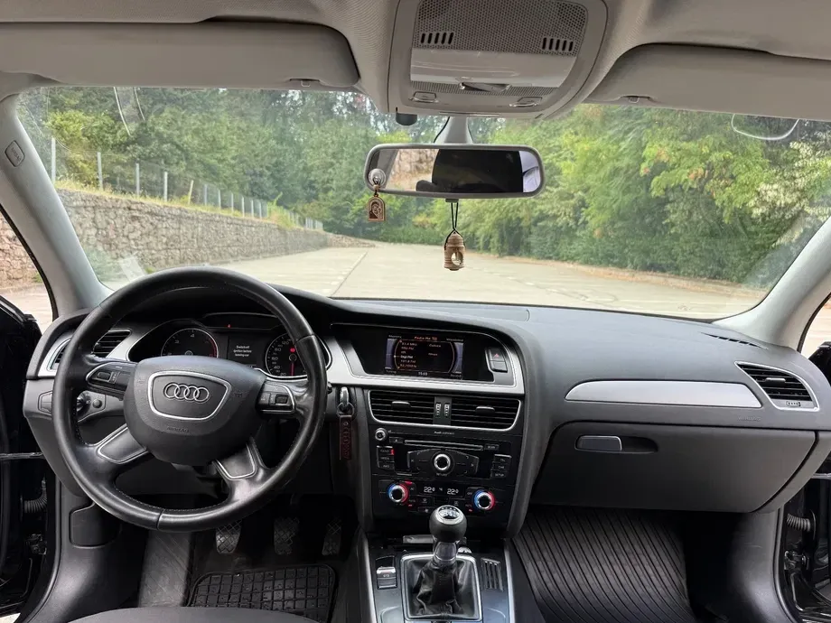 Audi A4 Limuzina B8 2.0 TDI — imagine 6