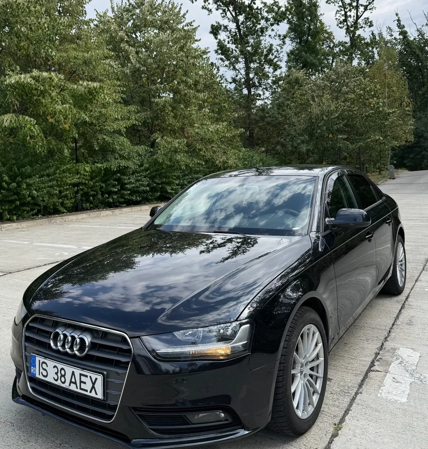 Audi A4 Limuzina B8 2.0 TDI — imagine 10