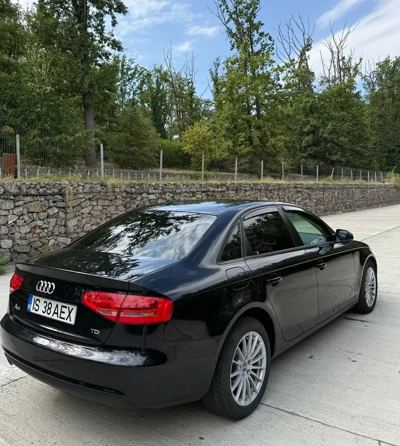 Audi A4 Limuzina B8 2.0 TDI — imagine 3