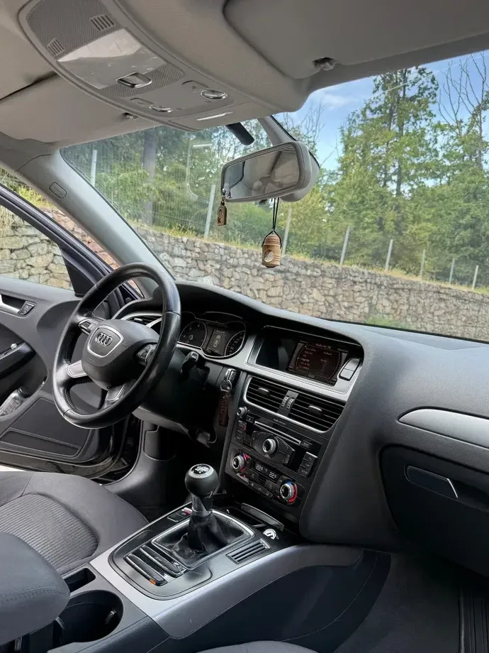 Audi A4 Limuzina B8 2.0 TDI — imagine 8