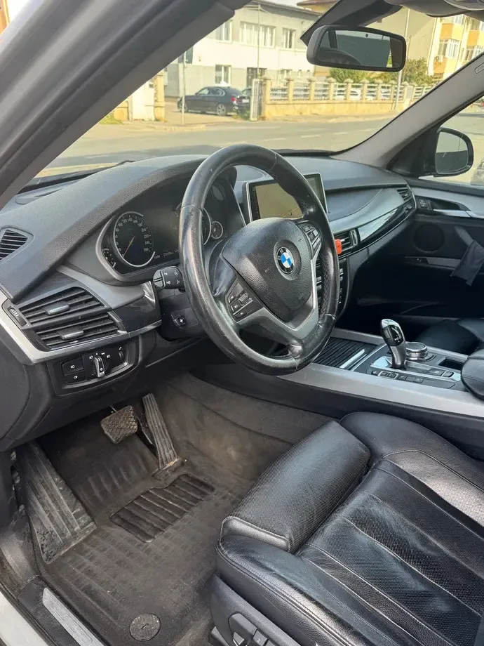 BMW X5 xDrive30d — imagine 10