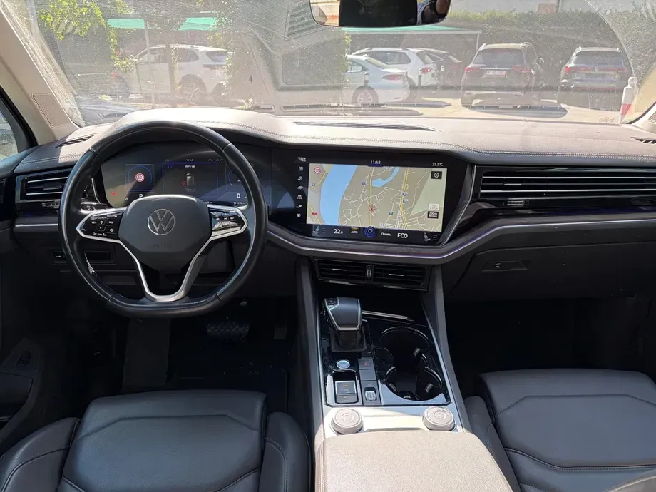 Volkswagen Touareg V6 TDI Elegance — imagine 7