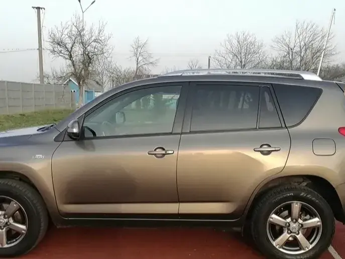 Toyota RAV4 III 2.2 D-4CAT 4WD Aut Executive