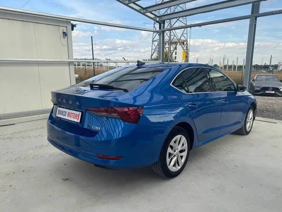 Škoda Octavia IV 1.5 TSI DSG MHEV Ambition — imagine 8