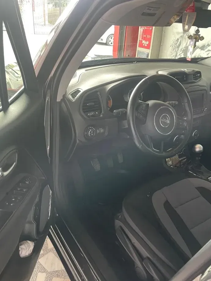 Jeep Renegade — imagine 6