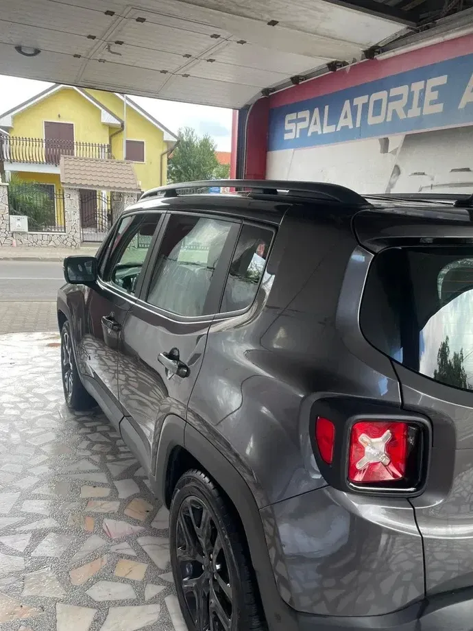 Jeep Renegade — imagine 4