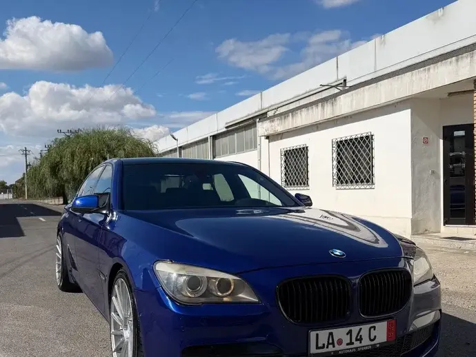 BMW Seria 7 F01/F02