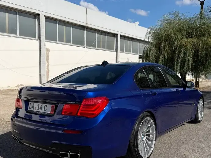 BMW Seria 7 F01/F02