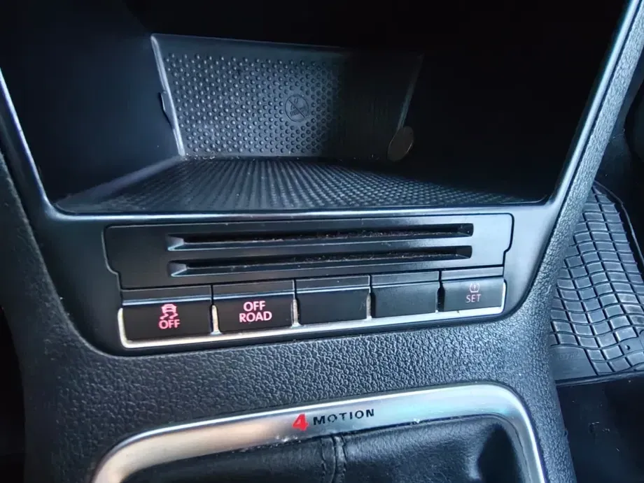 Volkswagen Tiguan I 2.0 TDI 4Motion Sport & Style — imagine 10