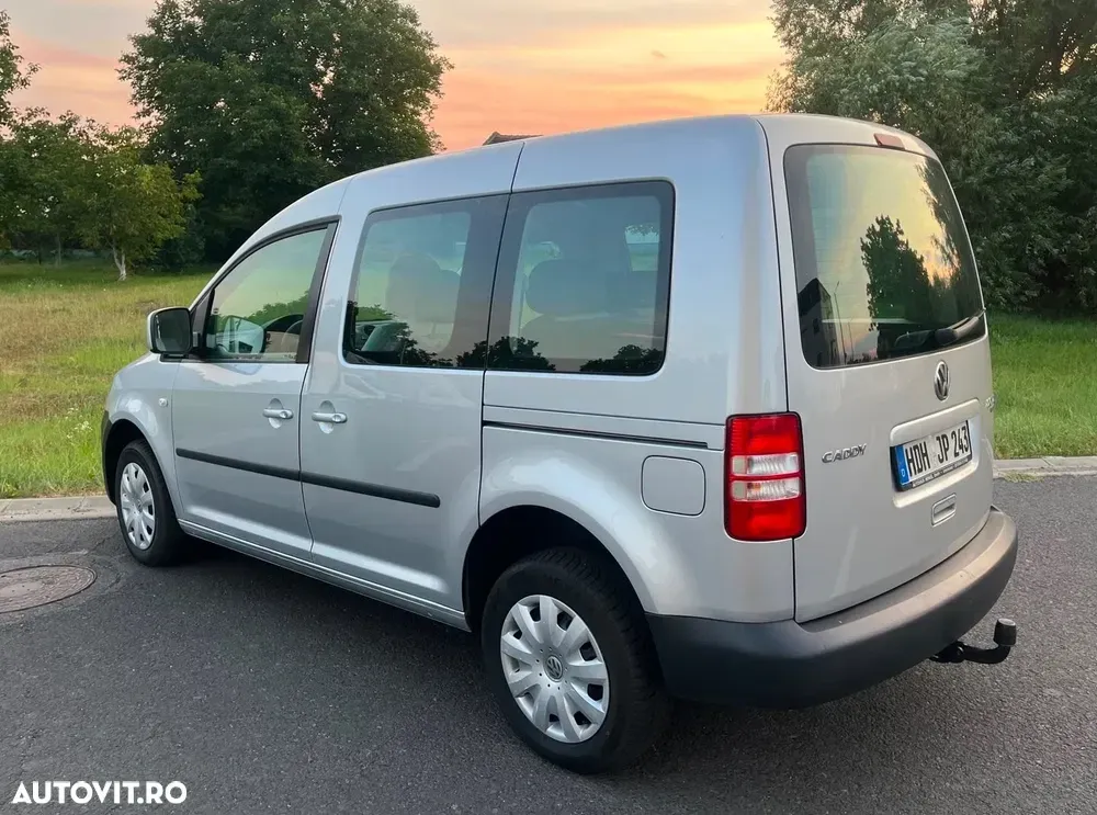 Volkswagen Caddy 2.0 TDI Comfortline — imagine 4