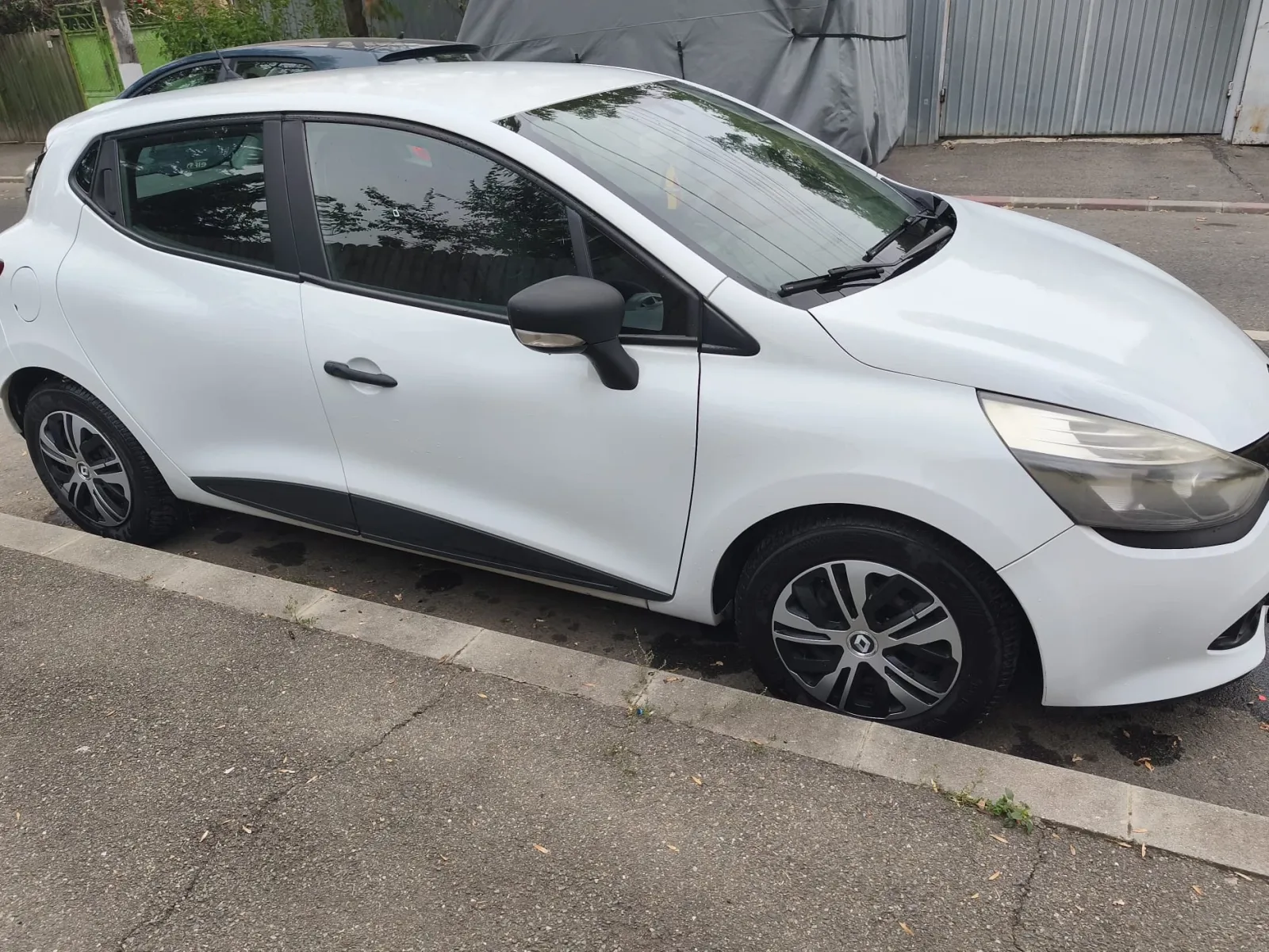 Renault Clio — imagine 10