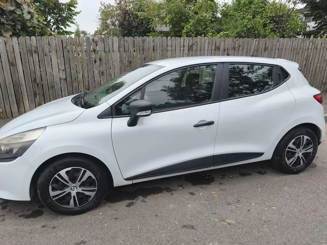 Renault Clio — imagine 8