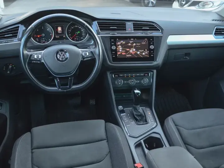 Volkswagen Tiguan II 2.0 TDI SCR DSG Elegance