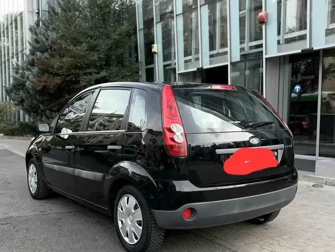 Ford Fiesta VI 1.3i Ambiente