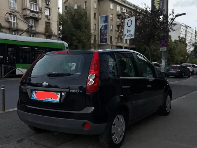 Ford Fiesta VI 1.3i Ambiente