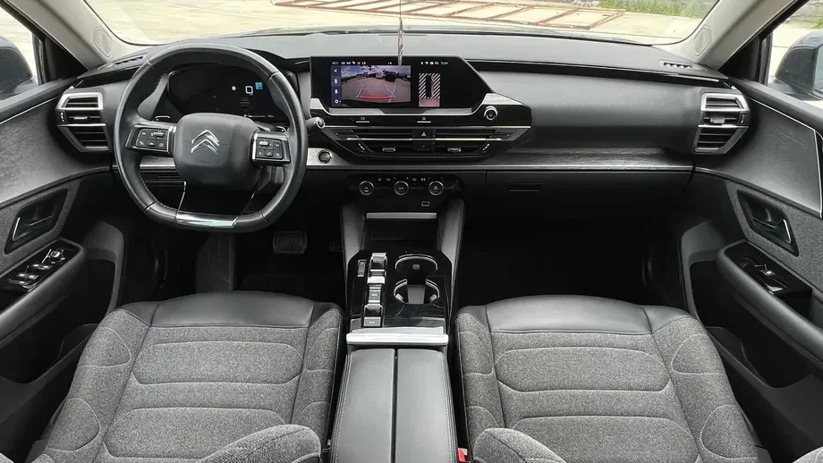 Citroën C5 X 1.2 PureTech 130 S&S EAT8 Feel Pack — imagine 9