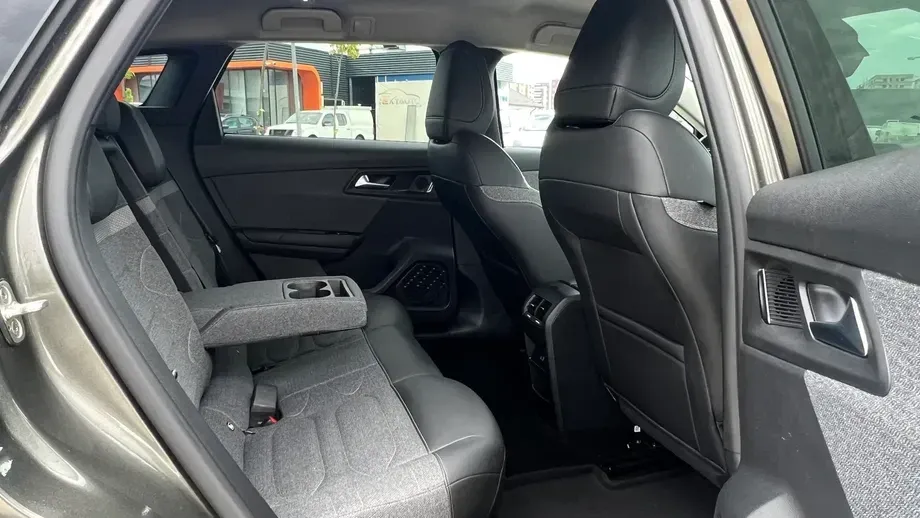 Citroën C5 X 1.2 PureTech 130 S&S EAT8 Feel Pack — imagine 7