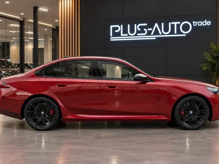 BMW M5 xDrive
