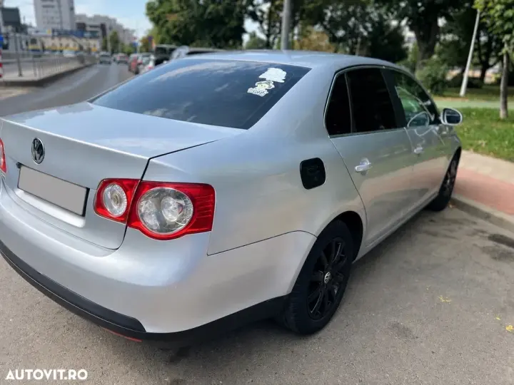 Volkswagen Jetta 1.6 Comfortline