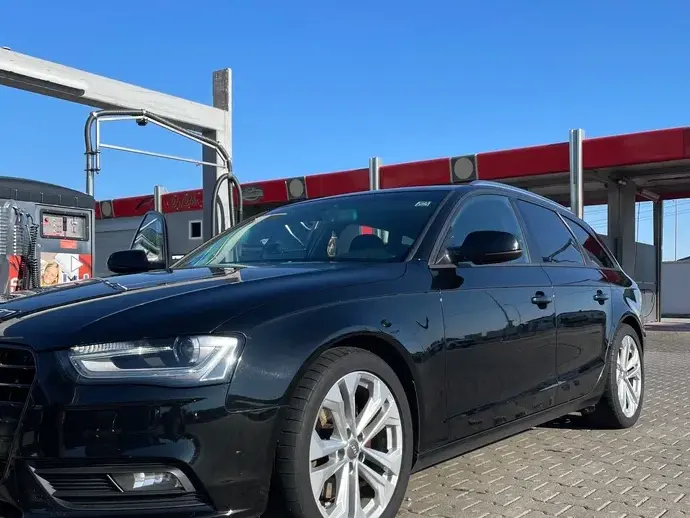 Audi A4 Limuzina B8