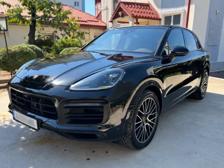 Porsche Cayenne Standard