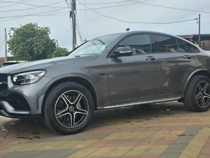 Mercedes-Benz GLC Coupe C253 300 4MATIC