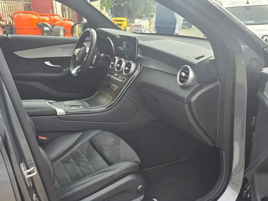 Mercedes-Benz GLC Coupe C253 300 4MATIC — imagine 8