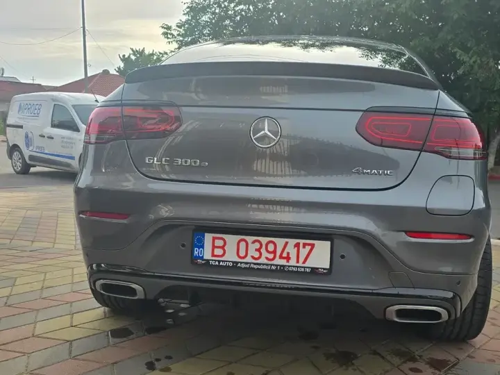 Mercedes-Benz GLC Coupe C253 300 4MATIC