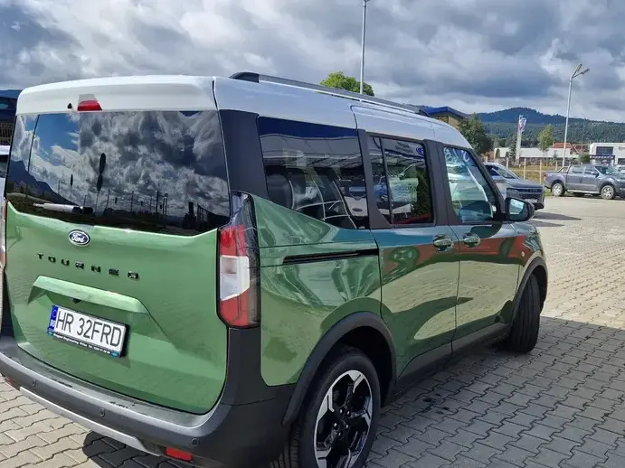 Ford Tourneo