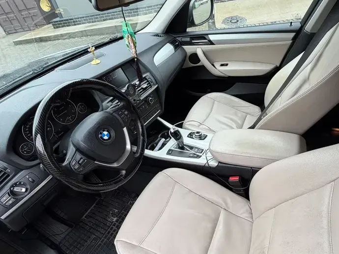 BMW X3 F25