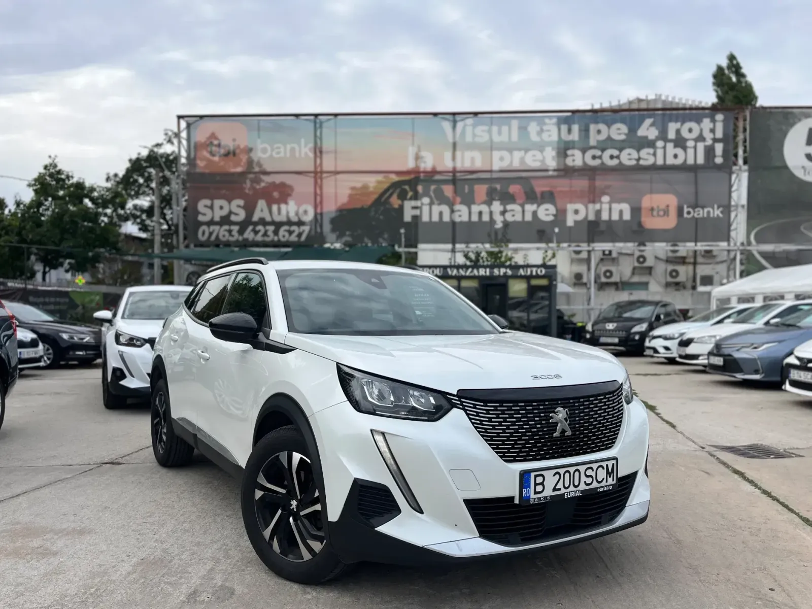 Peugeot 2008 II 1.2 L PureTech STT Allure — imagine 10