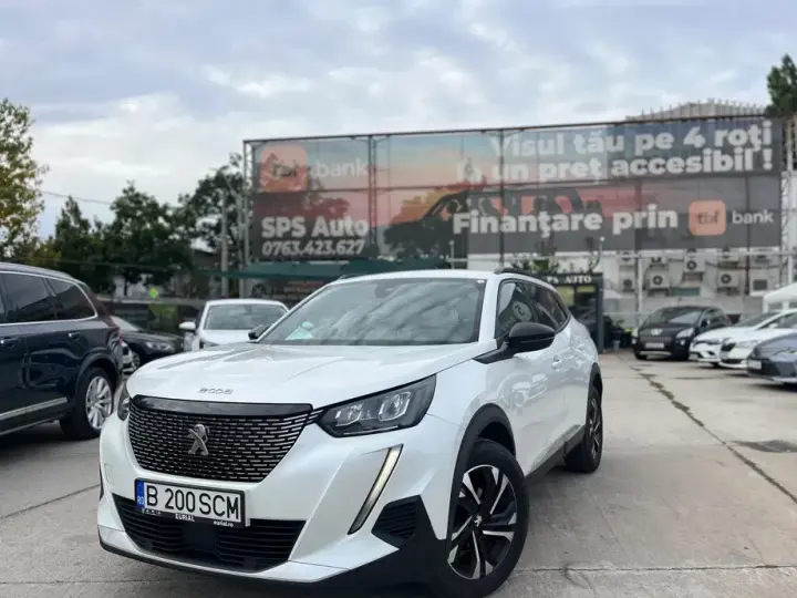 Peugeot 2008 II 1.2 L PureTech STT Allure
