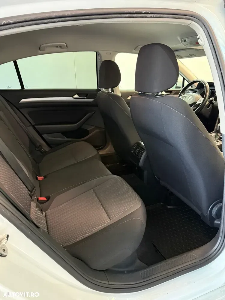 Volkswagen Passat 1.6 TDI DSG Comfortline — imagine 5