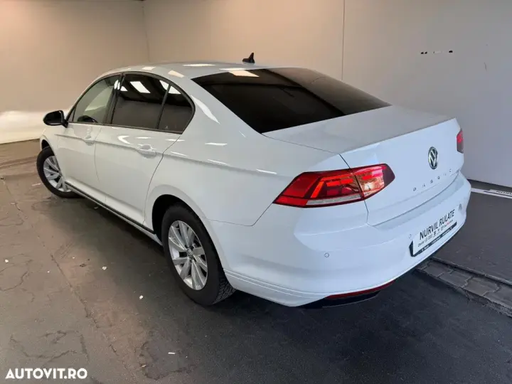 Volkswagen Passat 1.6 TDI DSG Comfortline