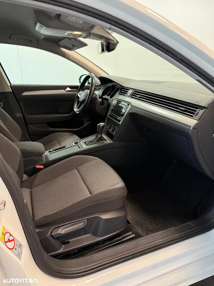 Volkswagen Passat 1.6 TDI DSG Comfortline — imagine 4