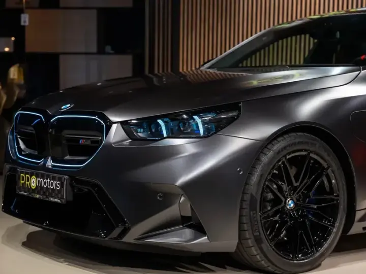 BMW M5