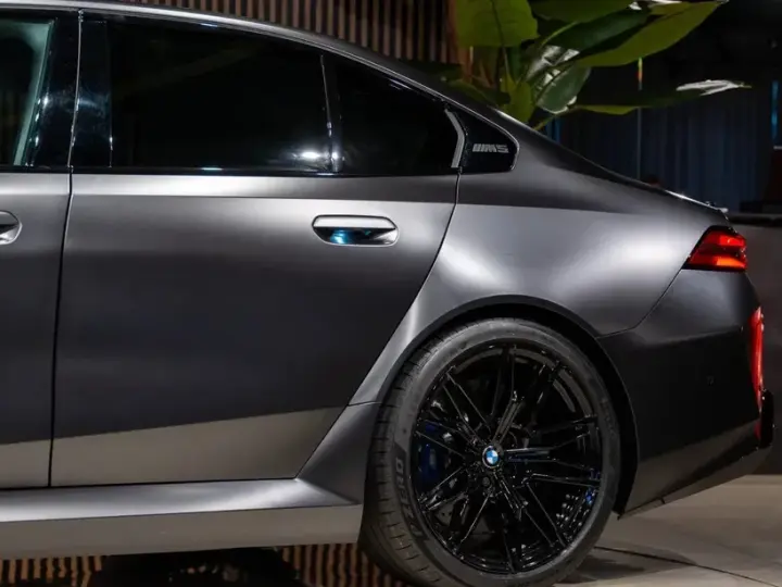 BMW M5