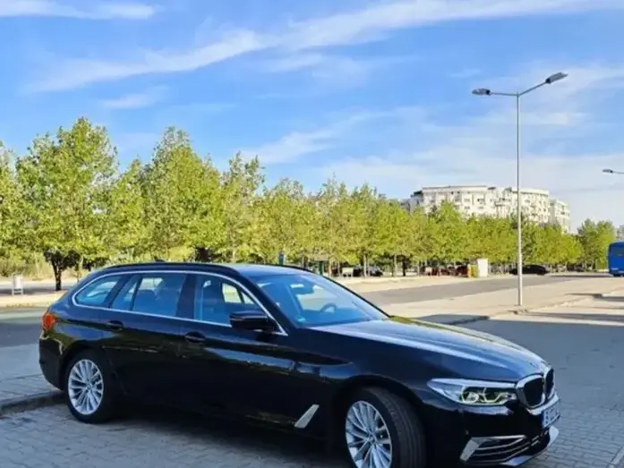 BMW Seria 5 520d AT